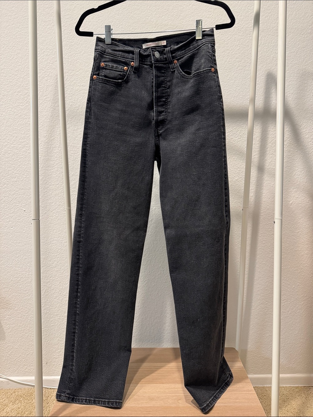 Levi's Women's Charcoal Straight-Leg Jeans